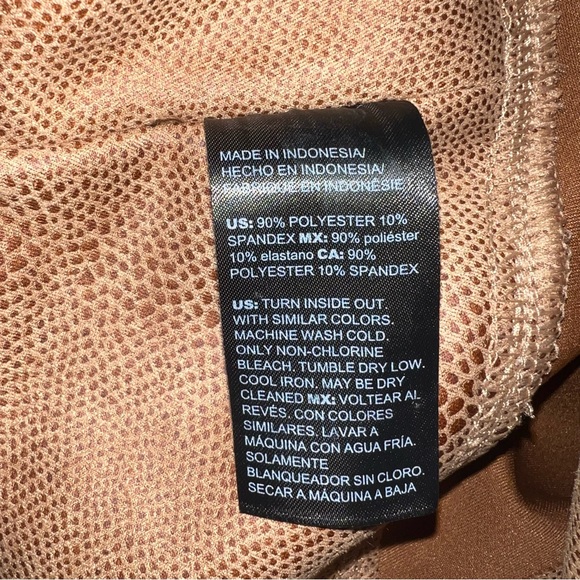 WHBM ultra suede snake runway leggings - Picture 9 of 10